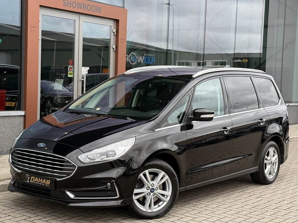 Ford Galaxy 1.5 Titanium 7 Persoons | Stoel/Stuur verwarming, Auto's, Ford, Voorwielaandrijving, Zwart, 4 cilinders, 7 stoelen