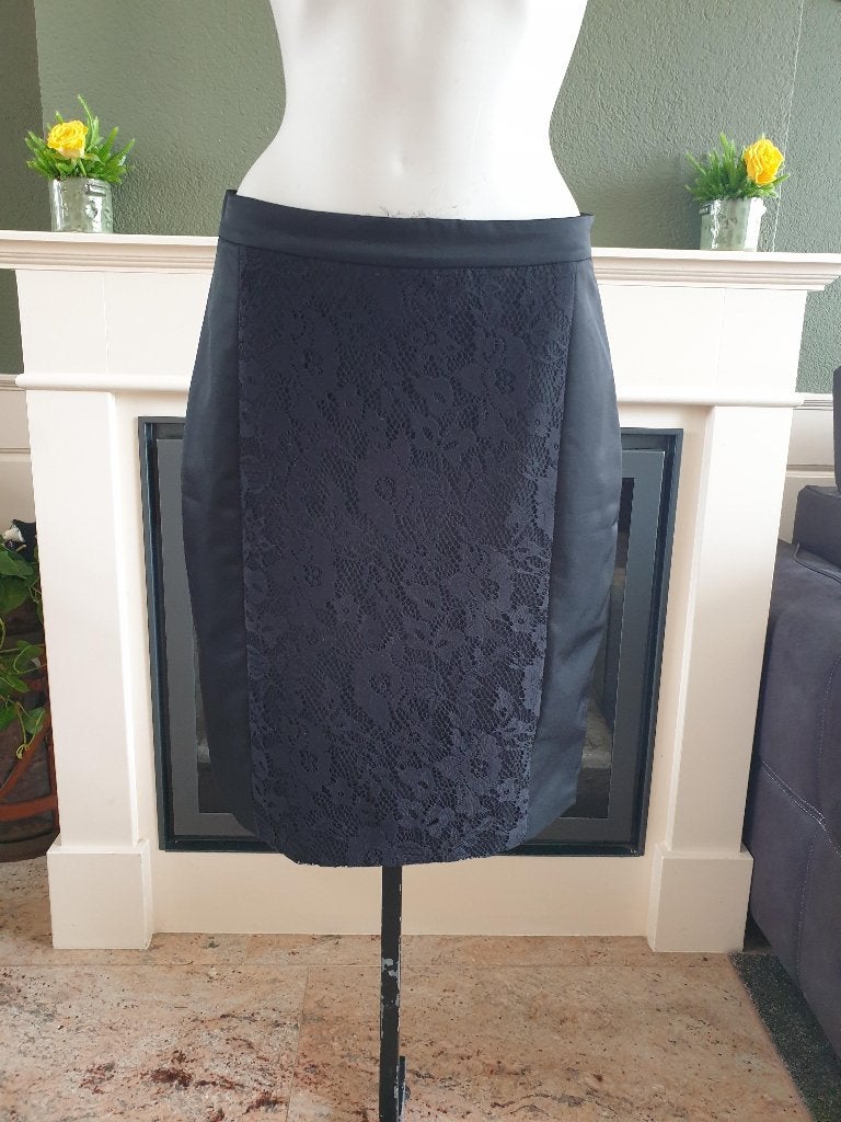 Vanilia mooie zwarte rok kant L 42, Verzenden, Vanilia, Zwart, Maat 42/44 (L)