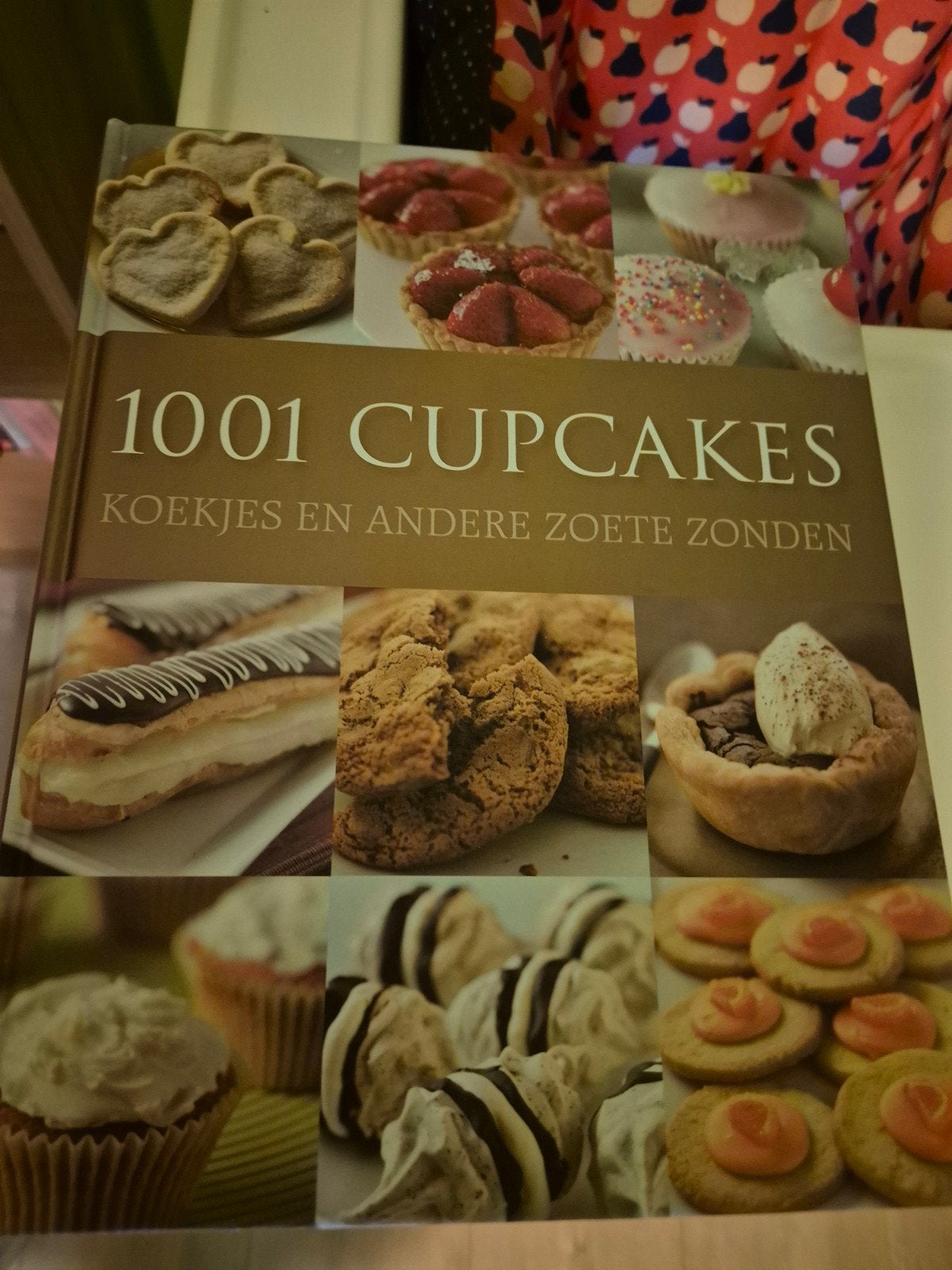 1001 Cupcakes: Koekjes en Andere Zoete Zonden, Ophalen of Verzenden, Zo goed als nieuw, Onbekend, Taart, Gebak en Desserts