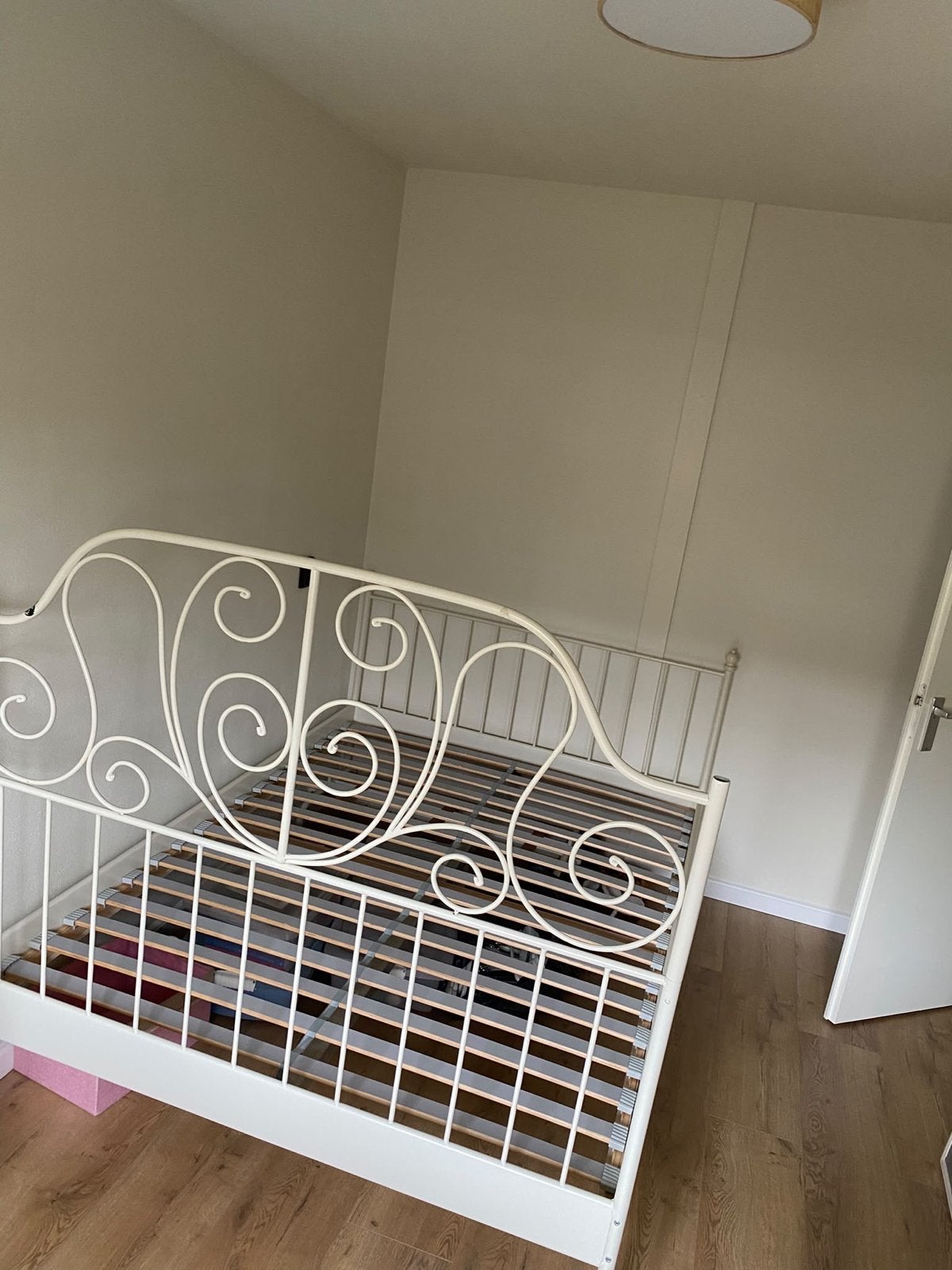 IKEA LEIRVIK Tweepersoonsbed (140x200 cm) met matras, Huis en Inrichting, Ophalen, Gebruikt, Wit, Tweepersoons