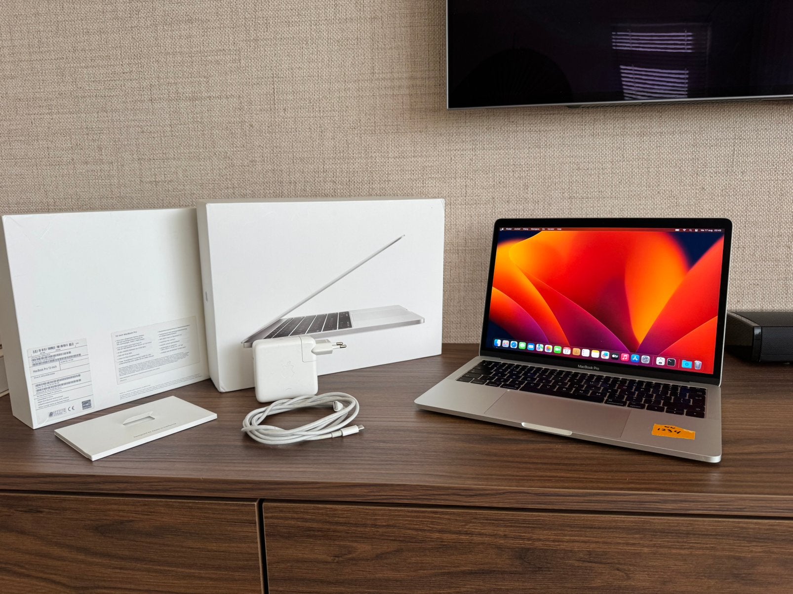 MacBook Pro 2017 – i5 8gb ram 256gb SSD - Nieuwe batterij, Computers en Software, MacBook Pro, 256 GB, 2 tot 3 Ghz, Qwerty