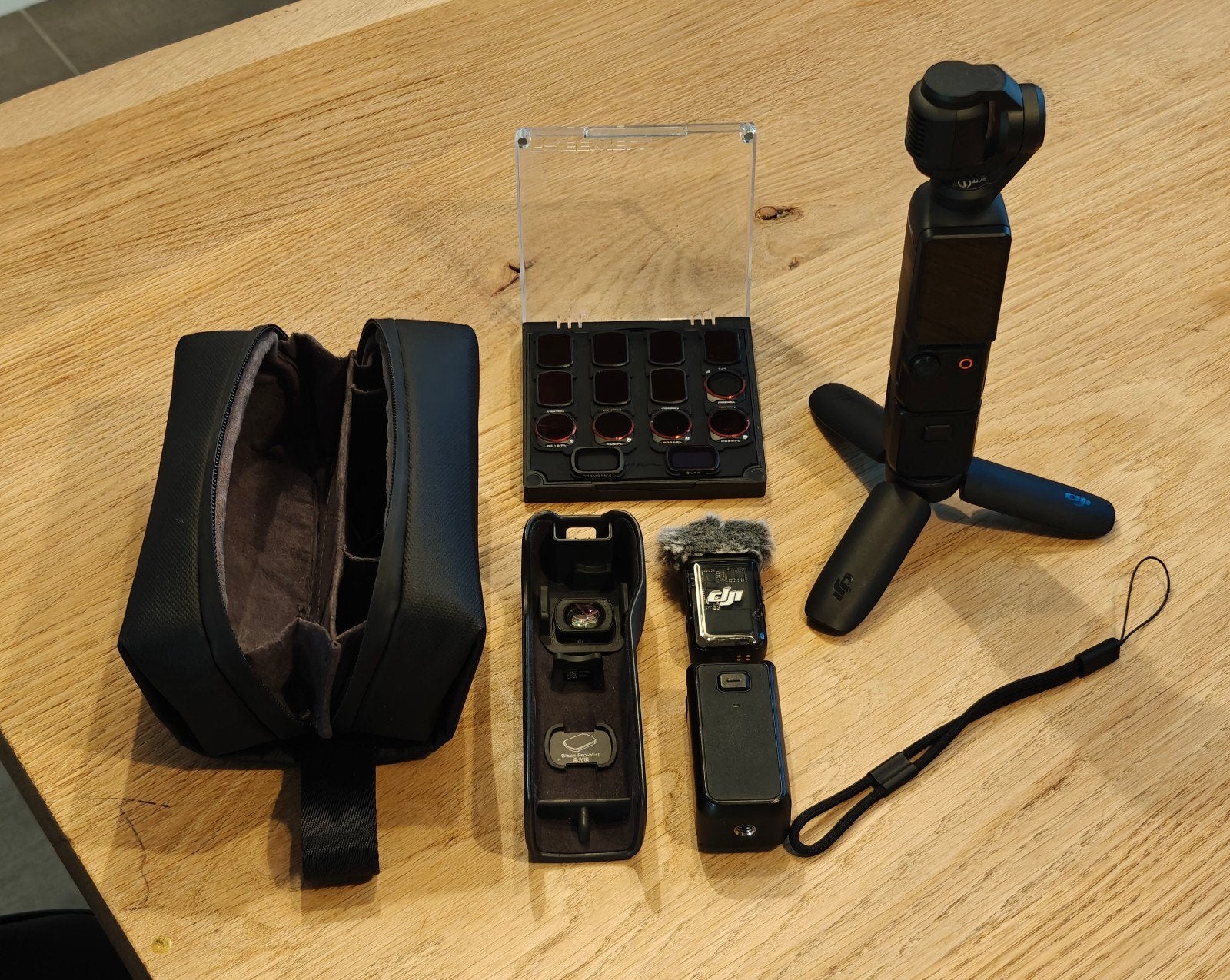 DJI Osmo Pocket 3 Creator Combo + Freewell Mega Pack, Gebruikt, Overige soorten, Minder dan 8x, Full HD