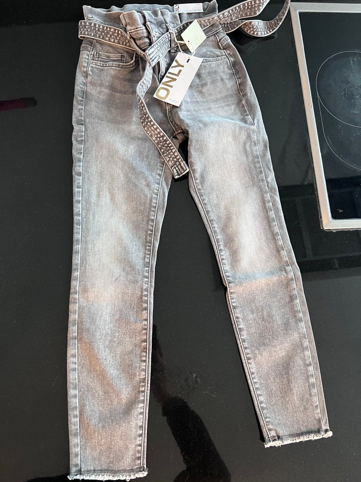 Only Hush Skinny S/28, Kleding | Dames, Spijkerbroeken en Jeans, Ophalen of Verzenden, Zo goed als nieuw, Blauw, W28 - W29 (confectie 36)