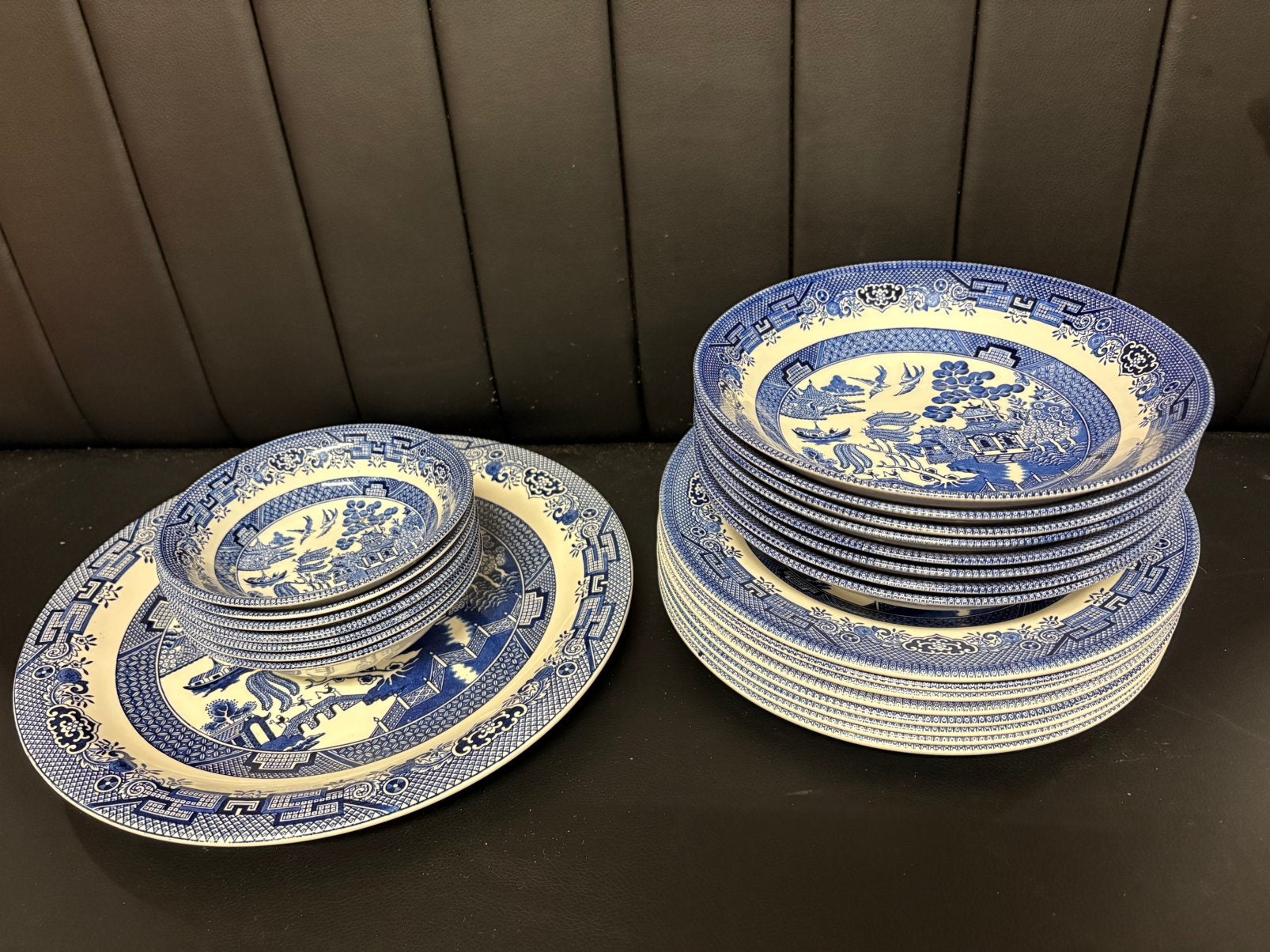Churchill servies blue willow, Ophalen