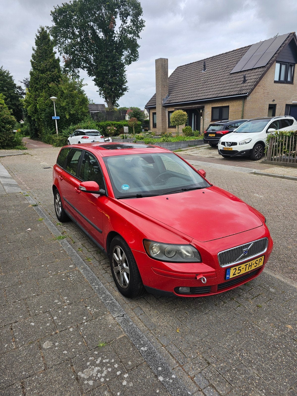 MOTORSCHADE Volvo V50 1.8 2006 Rood, Voorwielaandrijving, 1281 kg, Zwart, 4 cilinders