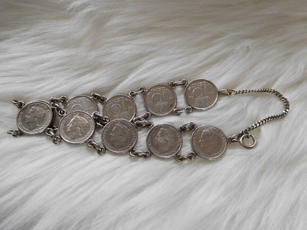 Dubbeltjesarmband Wilhelmina 1948, Ophalen of Verzenden, Gebruikt, Zilver, Overige materialen