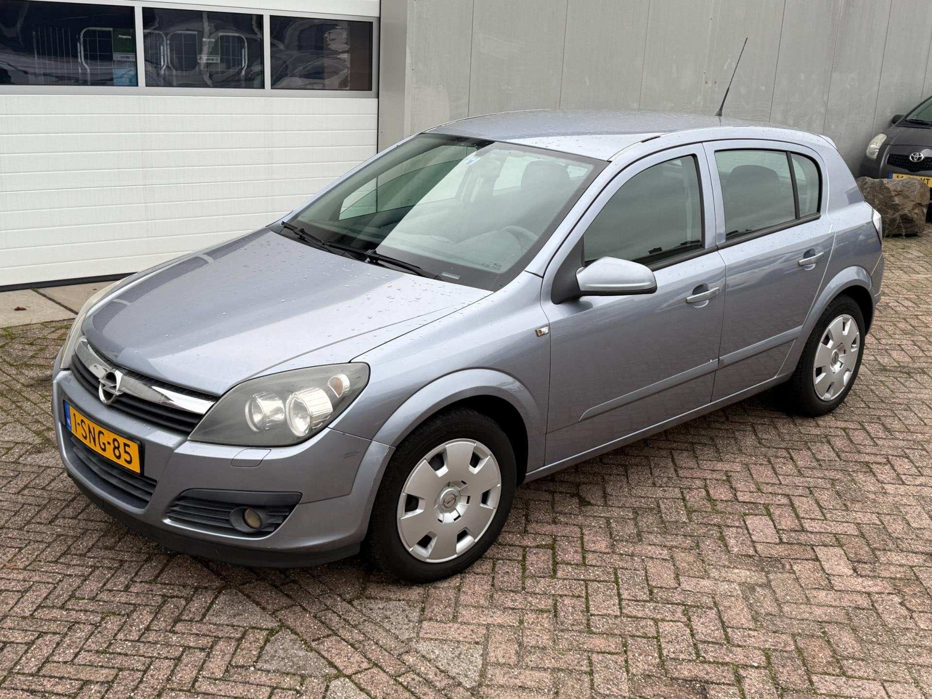 Opel Astra 1.6 Essentia, Auto's, Voorwielaandrijving, 15 km/l, Gebruikt, 4 cilinders
