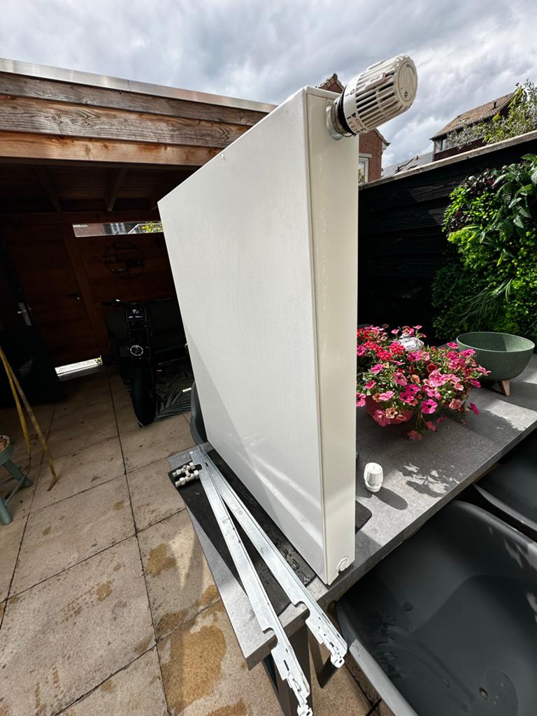 Henrad radiator, zo goed als nieuw, Doe-het-zelf en Verbouw, Verwarming en Radiatoren, Radiator, Ophalen of Verzenden, Zo goed als nieuw