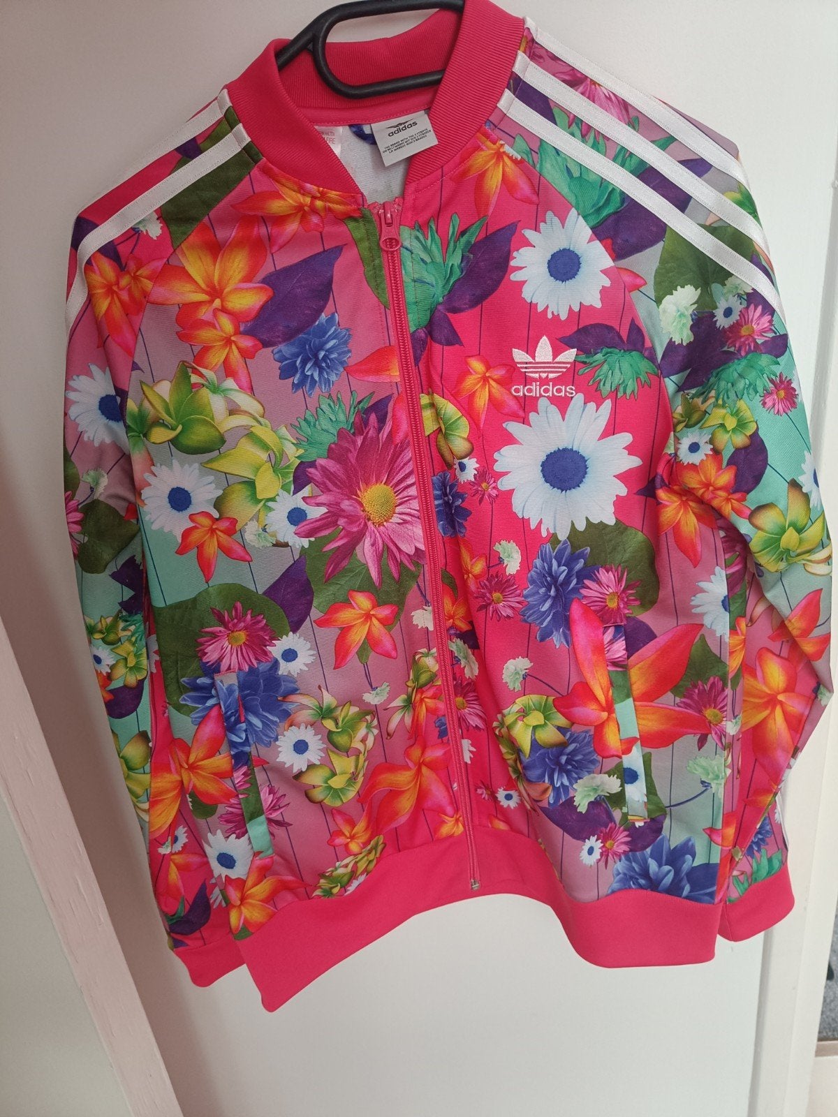 Adidas bloemen vest maat S/M, Overige kleuren, Adidas, Ophalen of Verzenden, Zo goed als nieuw