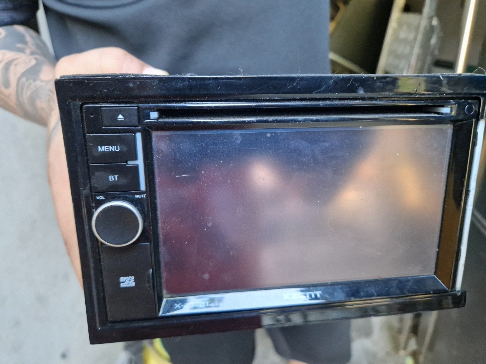 Bluetooth autoradio met scherm - Geen kabels, Ophalen of Verzenden, Gebruikt