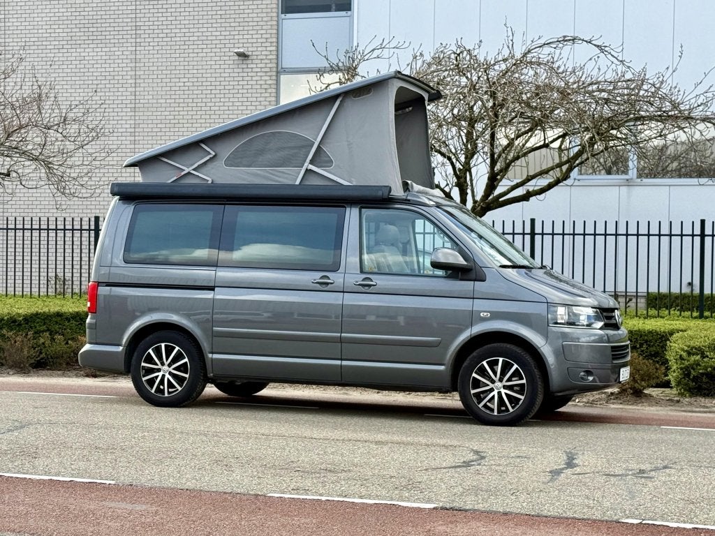 Volkswagen T5 California GP 140PK 2012 215.000 4X4, Volkswagen, Bedrijf, Tot en met 4, Luifel