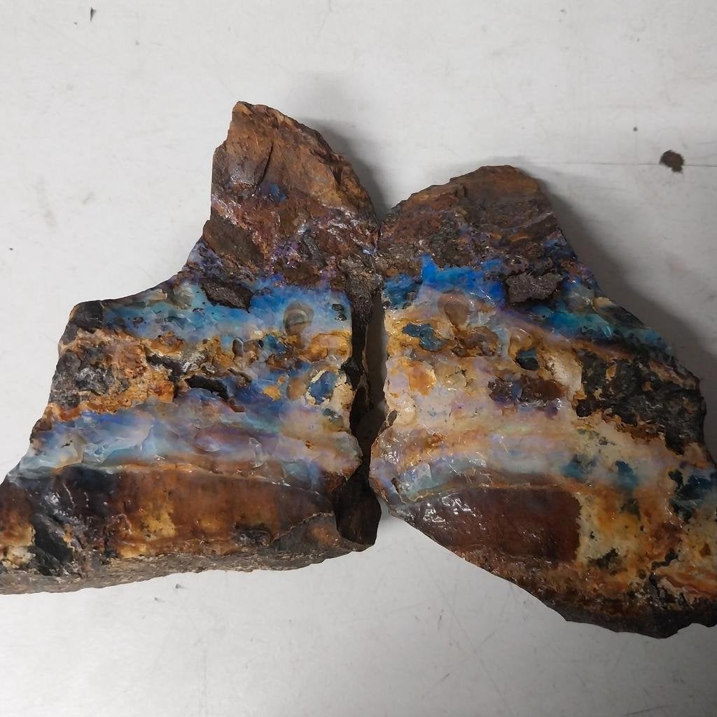 Paartjes van gesplitste boulder opaal uit Australië, Ophalen of Verzenden