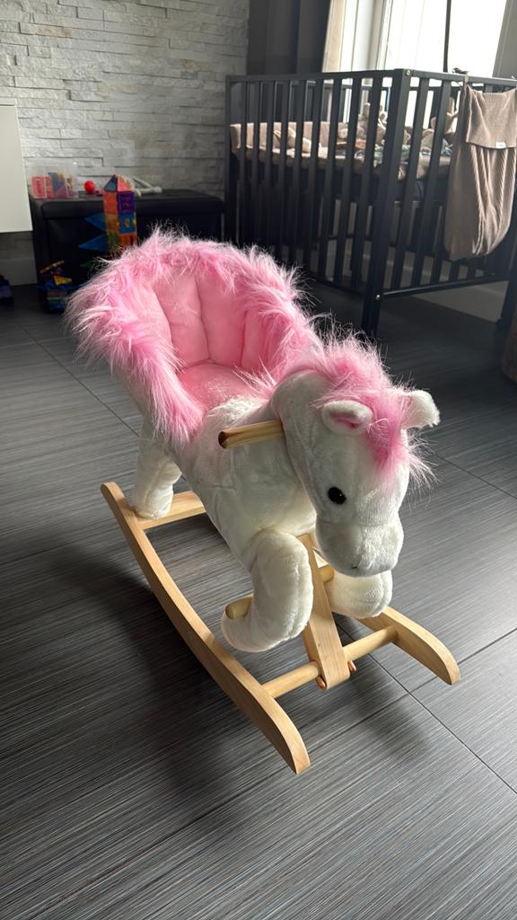 Houten Hobbelpaard roze wit, Ophalen, Zo goed als nieuw