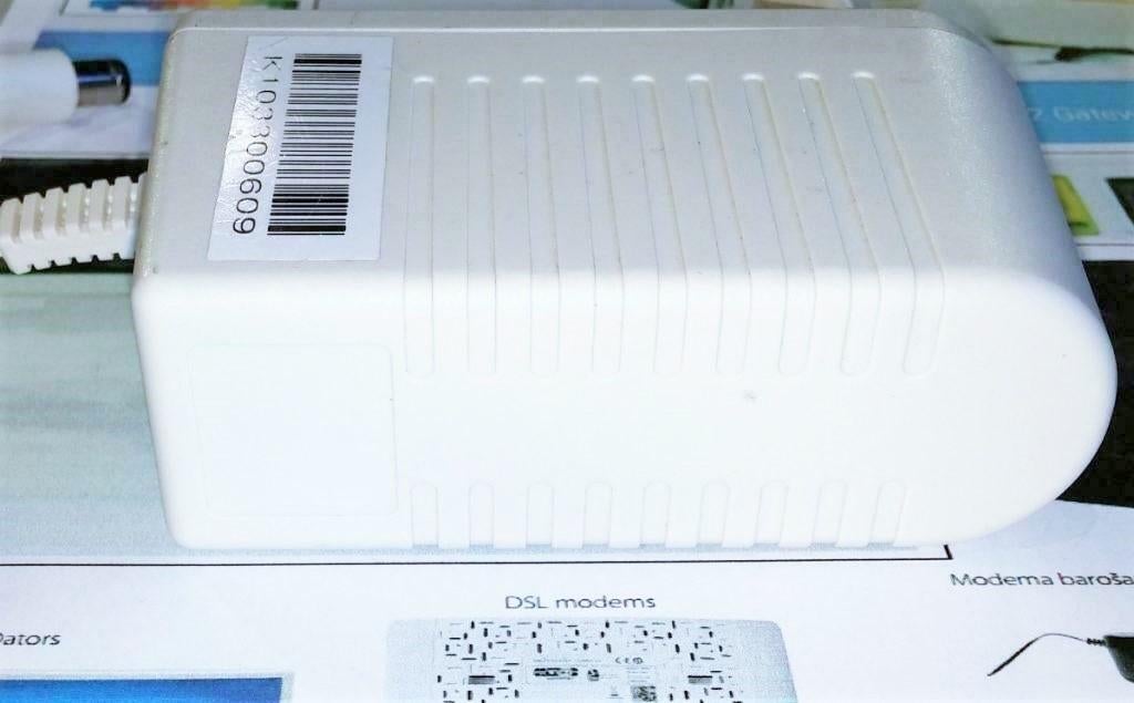 Thomson 22V 1.23A 27W Adapter FW7582EU/22 ADS18B-B ADS0271-B, Ophalen of Verzenden, Zo goed als nieuw