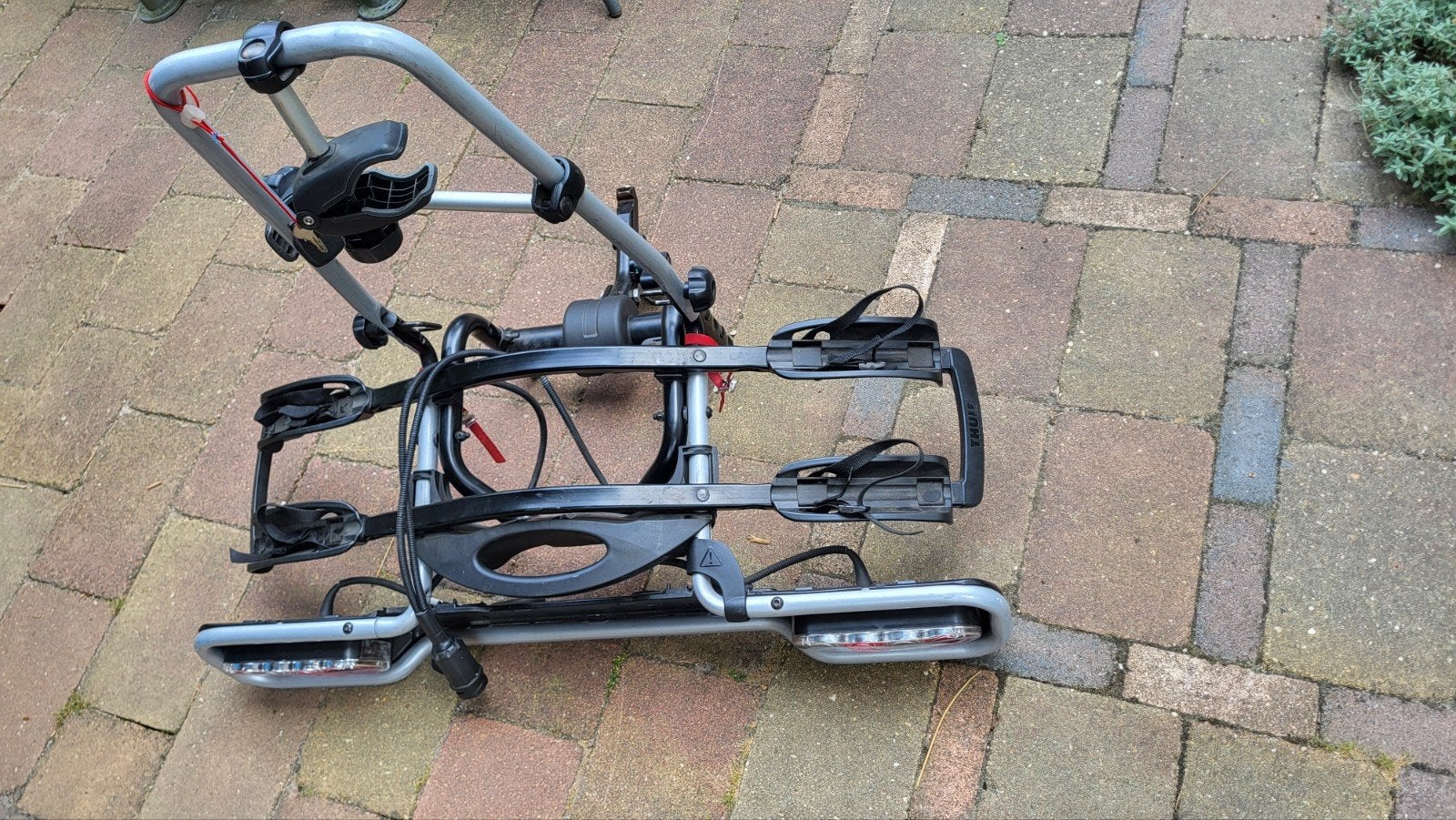 Thule Fietsendrager voor 2 fietsen - Trekhaakdrager, Auto diversen, Ophalen, Gebruikt, Trekhaakdrager