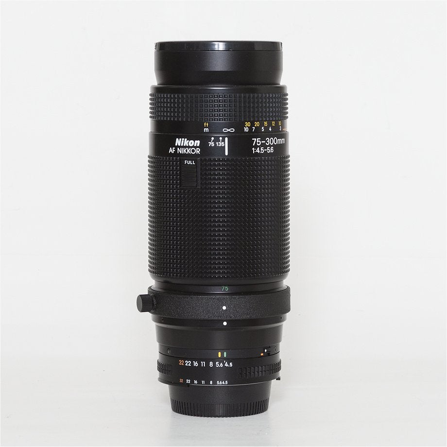 AF-Zoom-Nikkor  4.5-5.6 / 75-300 mm, Audio, Tv en Foto, Verzenden, Nikon, Telelens, Zo goed als nieuw