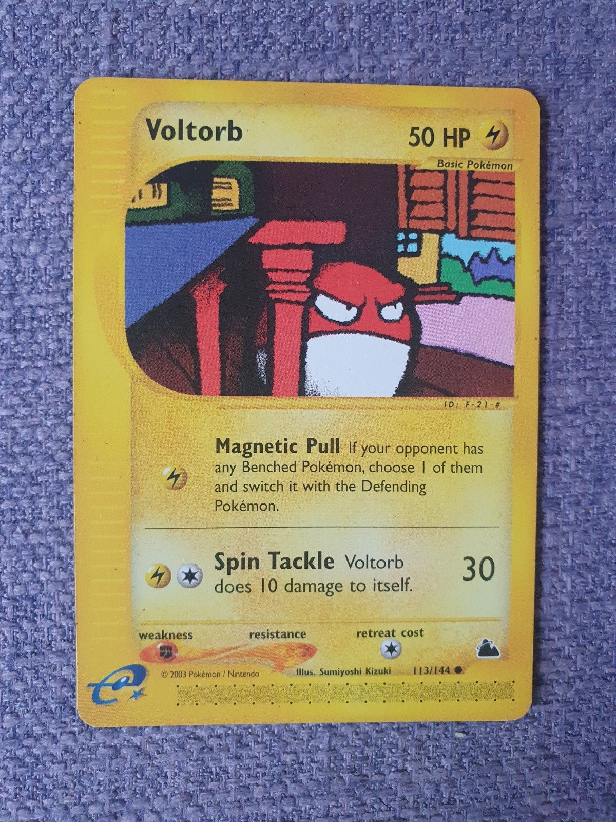 Voltorb 113/144 pokemon kaart, Ophalen of Verzenden, Zo goed als nieuw