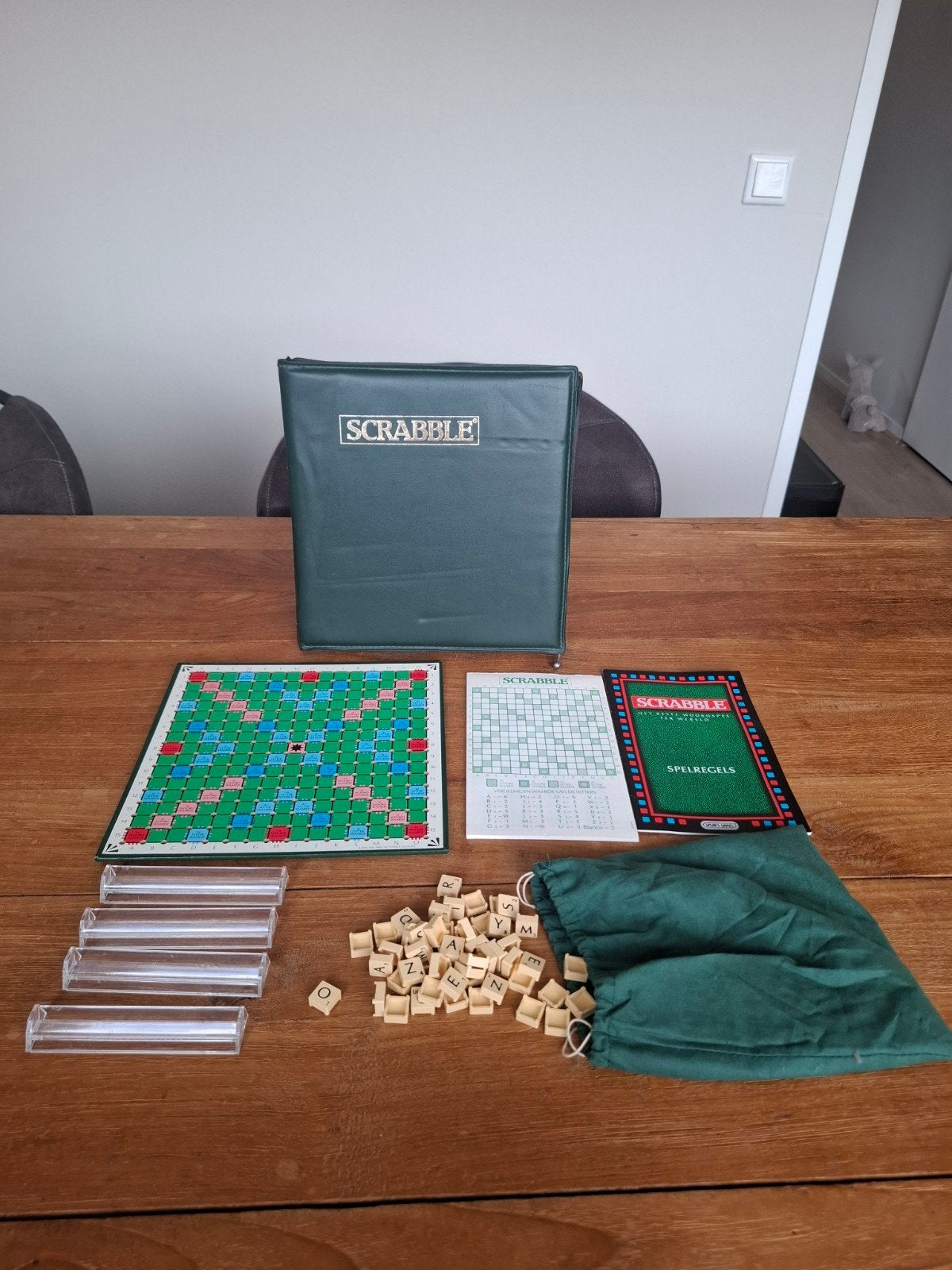 Scrabble Reisspel, Jumbo, Ophalen of Verzenden, Zo goed als nieuw, Een of twee spelers