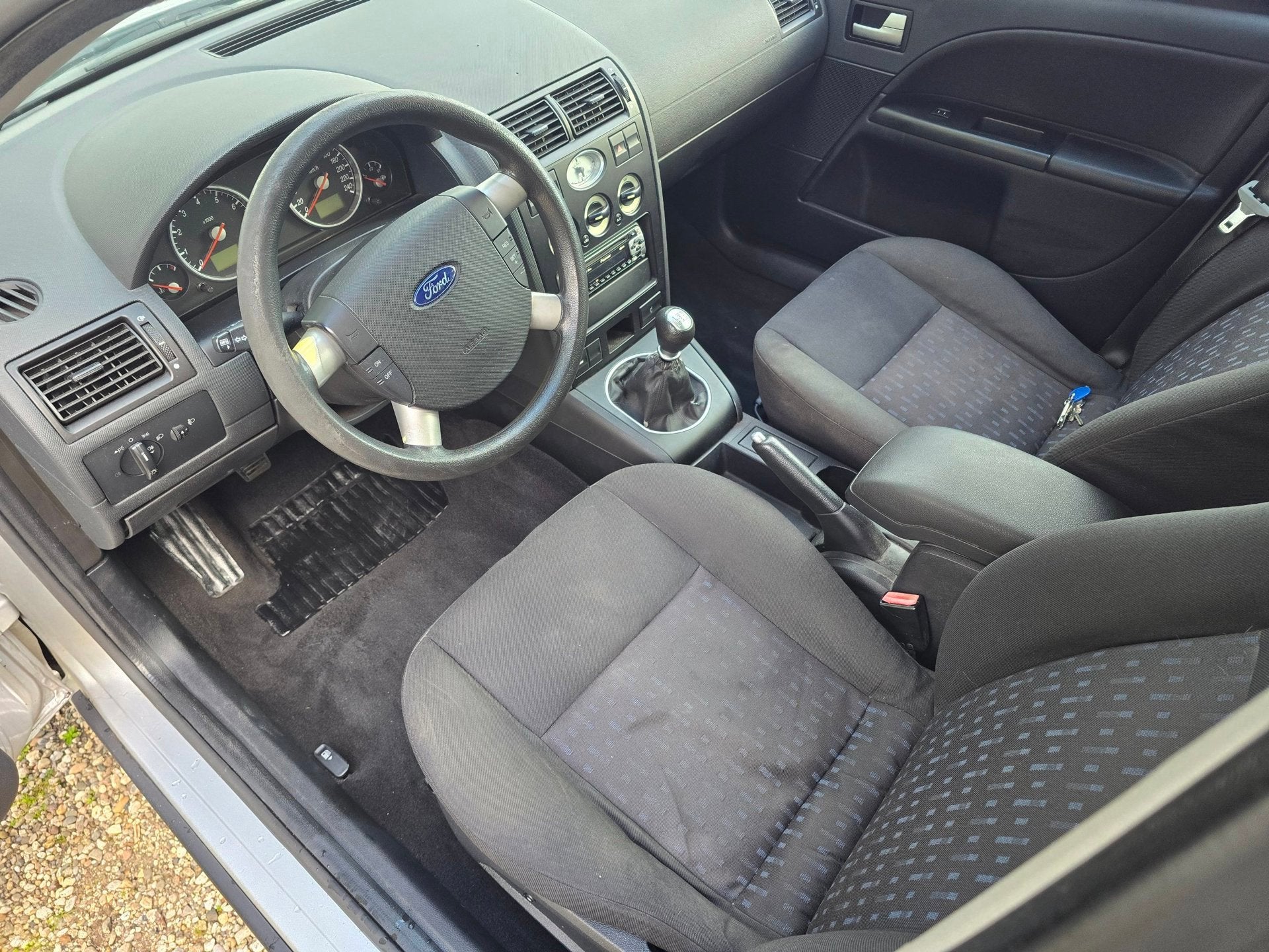 Ford Mondeo Wagon 1.8-16V Cool Edition AIRCO/cruise, Auto's, 125 pk, Gebruikt, 4 cilinders, Handgeschakeld