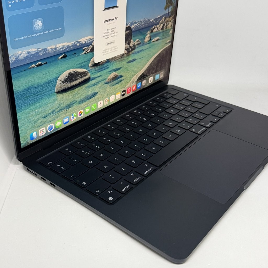 MacBook Air M3 256GB middernacht /100% batt /krasvrij /garan, Apple, Zo goed als nieuw, Support@apple.com, Apple Park Way, Cupertino, California