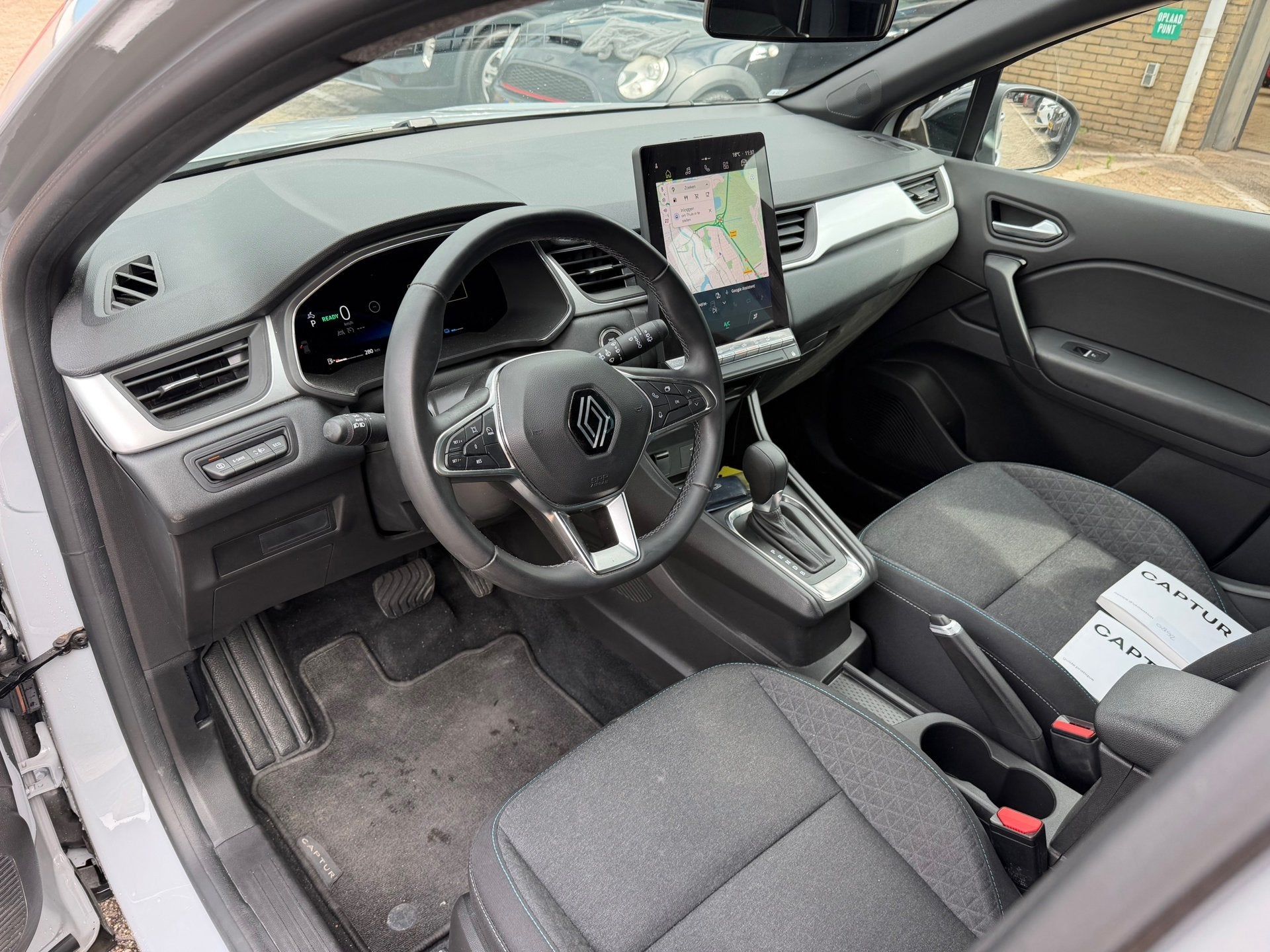 Renault Captur 1.6 E-Tech full hybrid 145 evolution|Achterui, Auto's, Renault, Gebruikt, 4 cilinders, Bedrijf, Hybride Elektrisch/Benzine