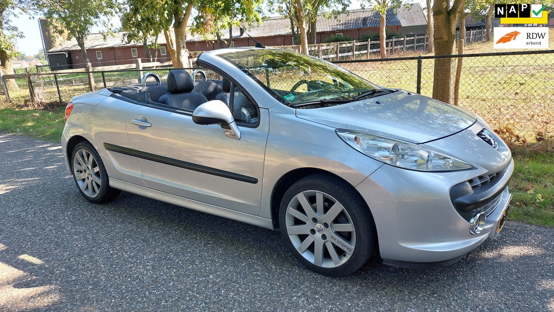 Peugeot 207 CC 1.6-16V T Féline, Auto's, Peugeot, Voorwielaandrijving, Gebruikt, 4 cilinders, 4 stoelen