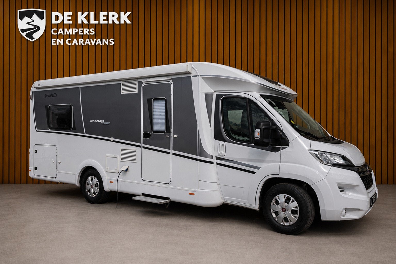 Dethleffs T7051 Advantage / Gratis Stalling (bj 2018), Hordeur, Dakluik, Tot en met 2, 7 tot 8 meter