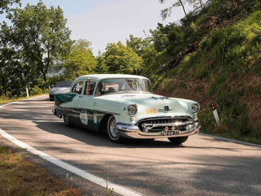 Oldsmobile SUPER88 - Mille Miglia, Auto's, Automaat, Bedrijf, 6 stoelen, Sedan