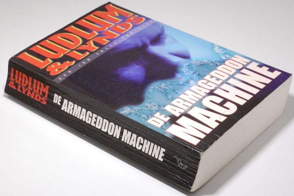 De Armageddon machine - Ludlum & Lynds (2002), Verzenden, Zo goed als nieuw, Amerika