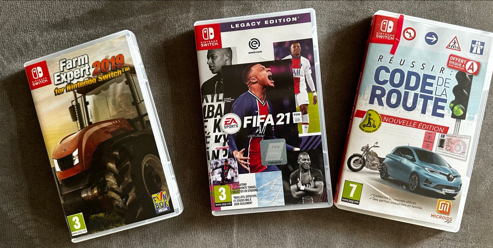 3 NINTENDO SWITCH GAMES, Gebruikt, Overige genres, 2 spelers, Eén computer