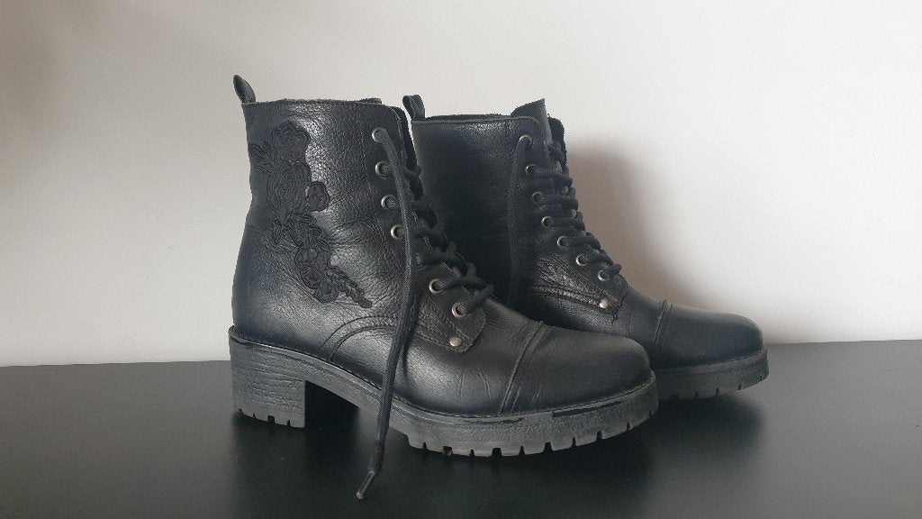 Sacha Essentials Gevoerde Veterboots Leer Zwart maat 39, Zwart, Lage of Enkellaarzen, Ophalen of Verzenden, Sacha