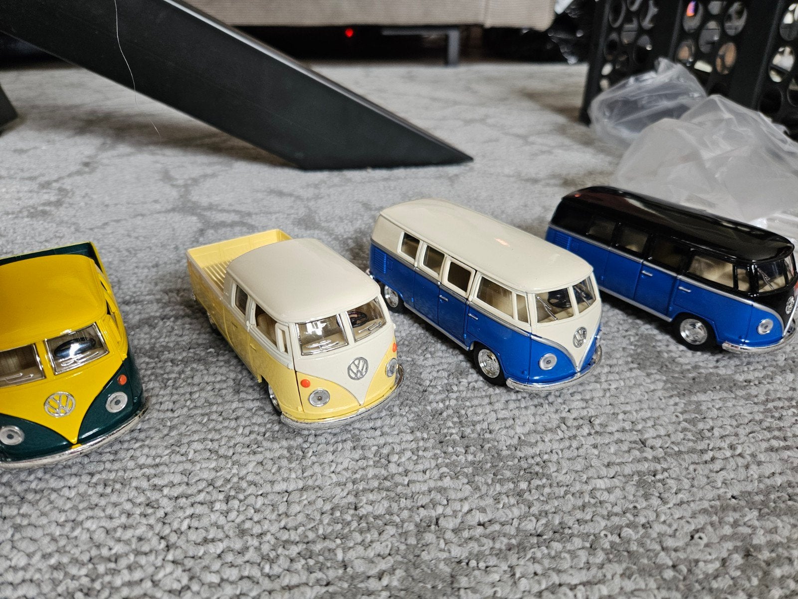 Set van 9 Volkswagen T1 busjes modelauto's, Overige merken, 1:50 of kleiner, Overige typen, Ophalen of Verzenden