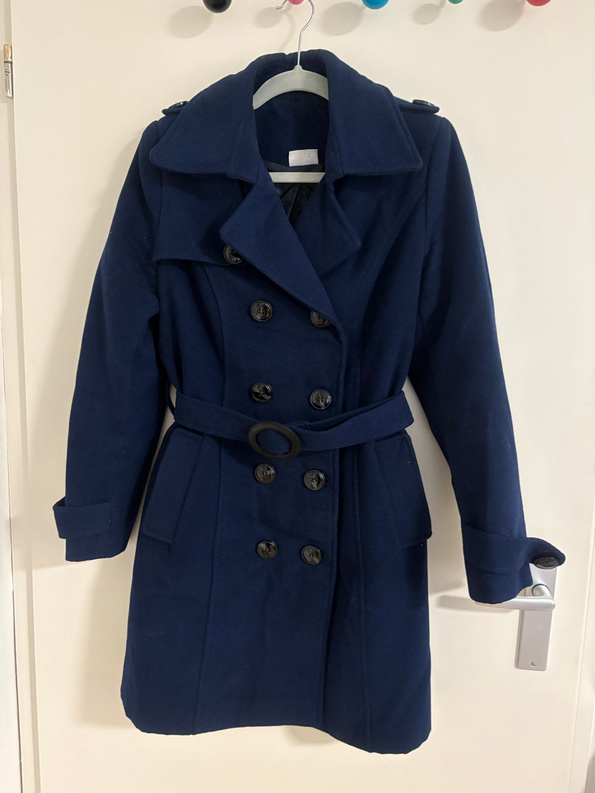 Donkerblauwe wollen winterjas met ceintuur, Ophalen, Zo goed als nieuw, Maat 38/40 (M), Blauw