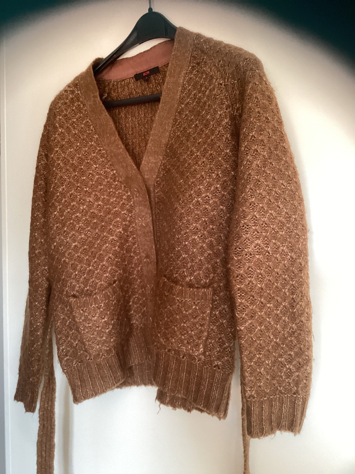 BZR, cognac kleurig vest, mt S, ceintuur, drukkers, patroon, Ophalen of Verzenden, Zo goed als nieuw, Maat 38/40 (M), Bruin