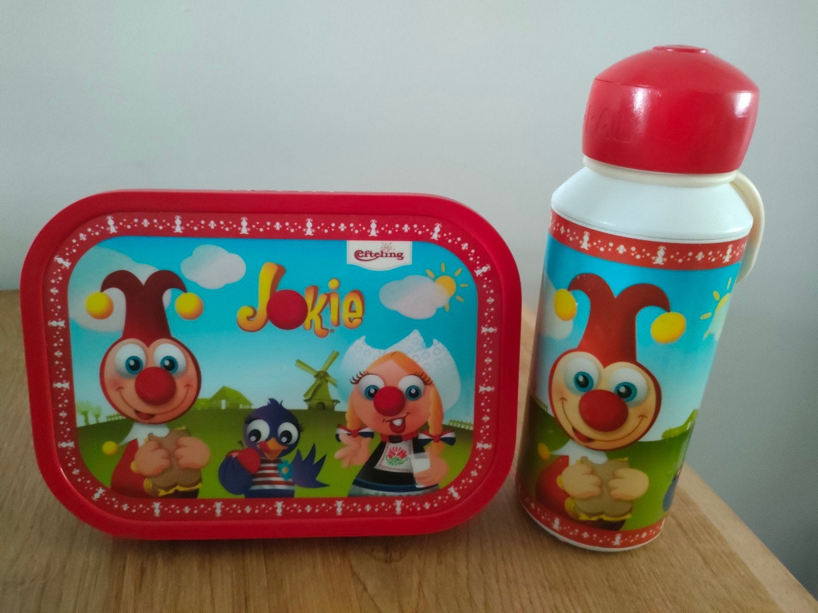 Mepal Efteling Jokie en Jet Broodtrommel en Drinkbeker Set, Ophalen of Verzenden, Gebruikt