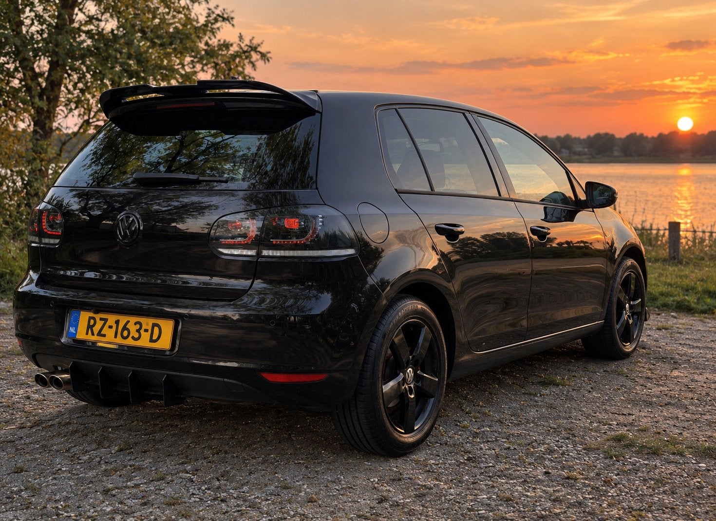 Volkswagen Golf 1.4 TSI 90KW 5D Dsg7 2012 Zwart, 4 cilinders, 650 kg, 1216 kg, Geïmporteerd