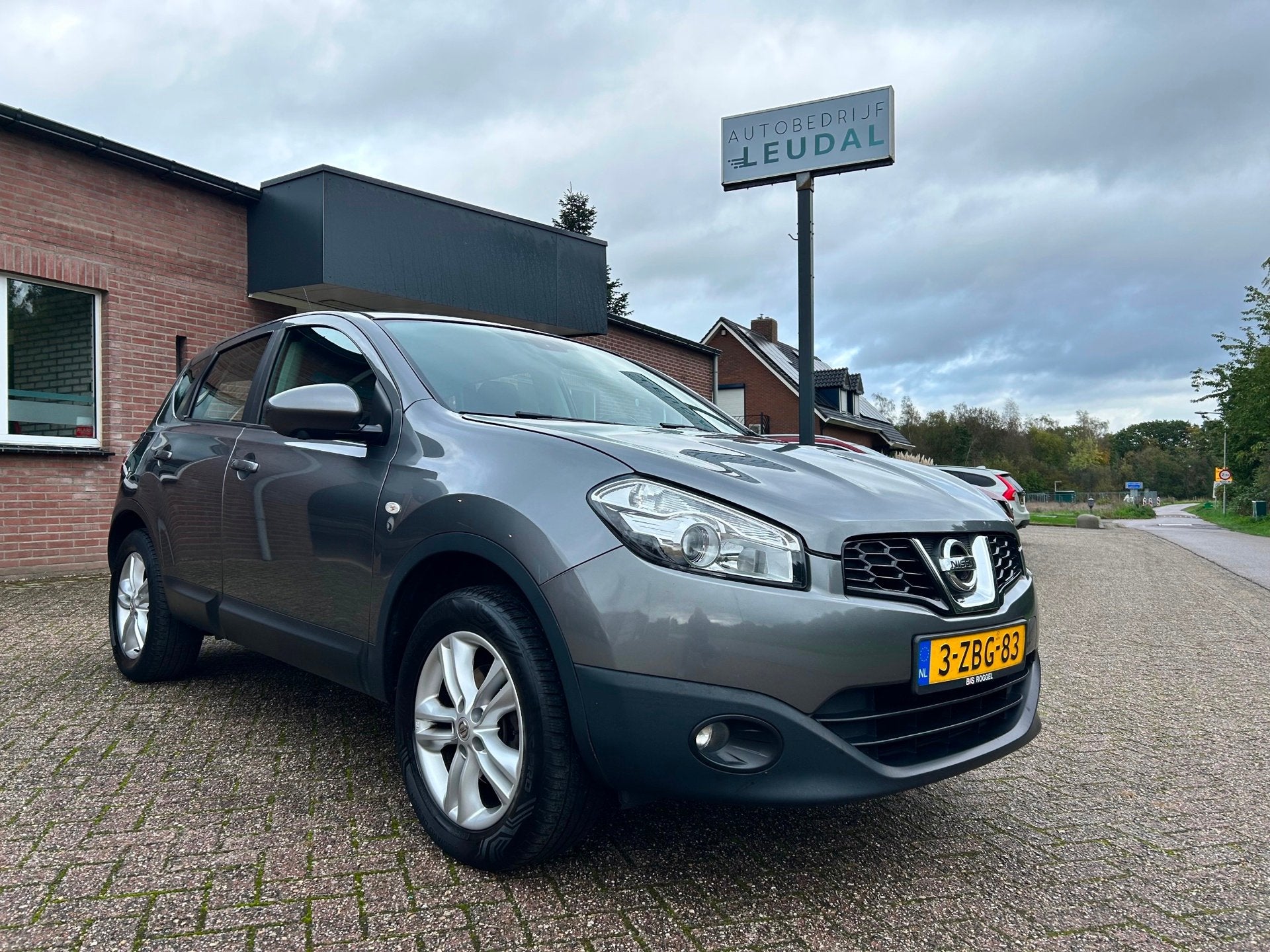 Nissan Qashqai 2.0 Acenta //Luxe uitvoering//APK 27-5-2027, Auto's, Euro 5, Gebruikt, 4 cilinders, Bedrijf