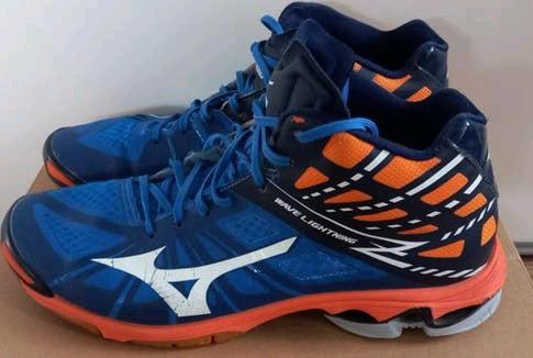 Mizuno Wave Lightning zaal sportschoenen maat 45, Mizuno, Blauw, Ophalen of Verzenden, Gedragen