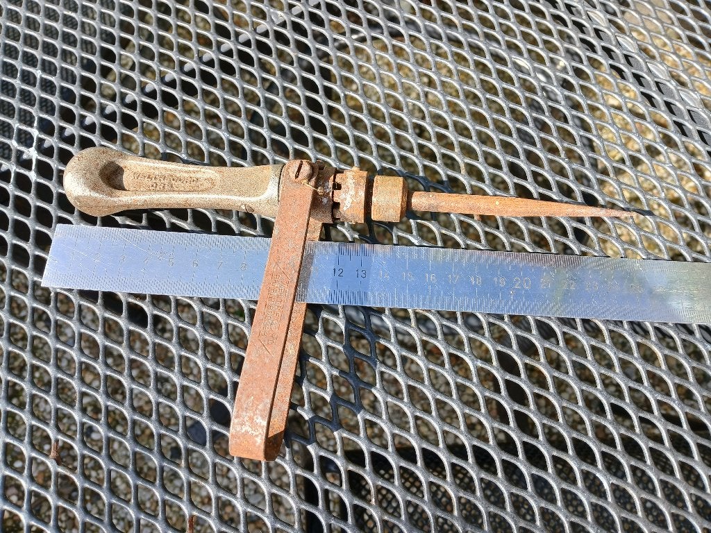 gereedschap; Ouderwetse schroevendraaier, Ophalen of Verzenden, Gebruikt, Schroevendraaier, Overige merken