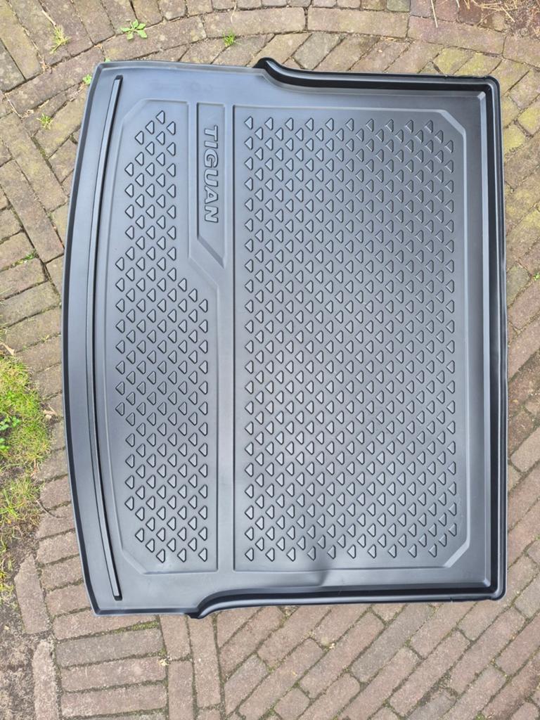 VW Tiguan kofferbakmat bouwjaar (2016 t/m 2020), Ophalen, Zo goed als nieuw