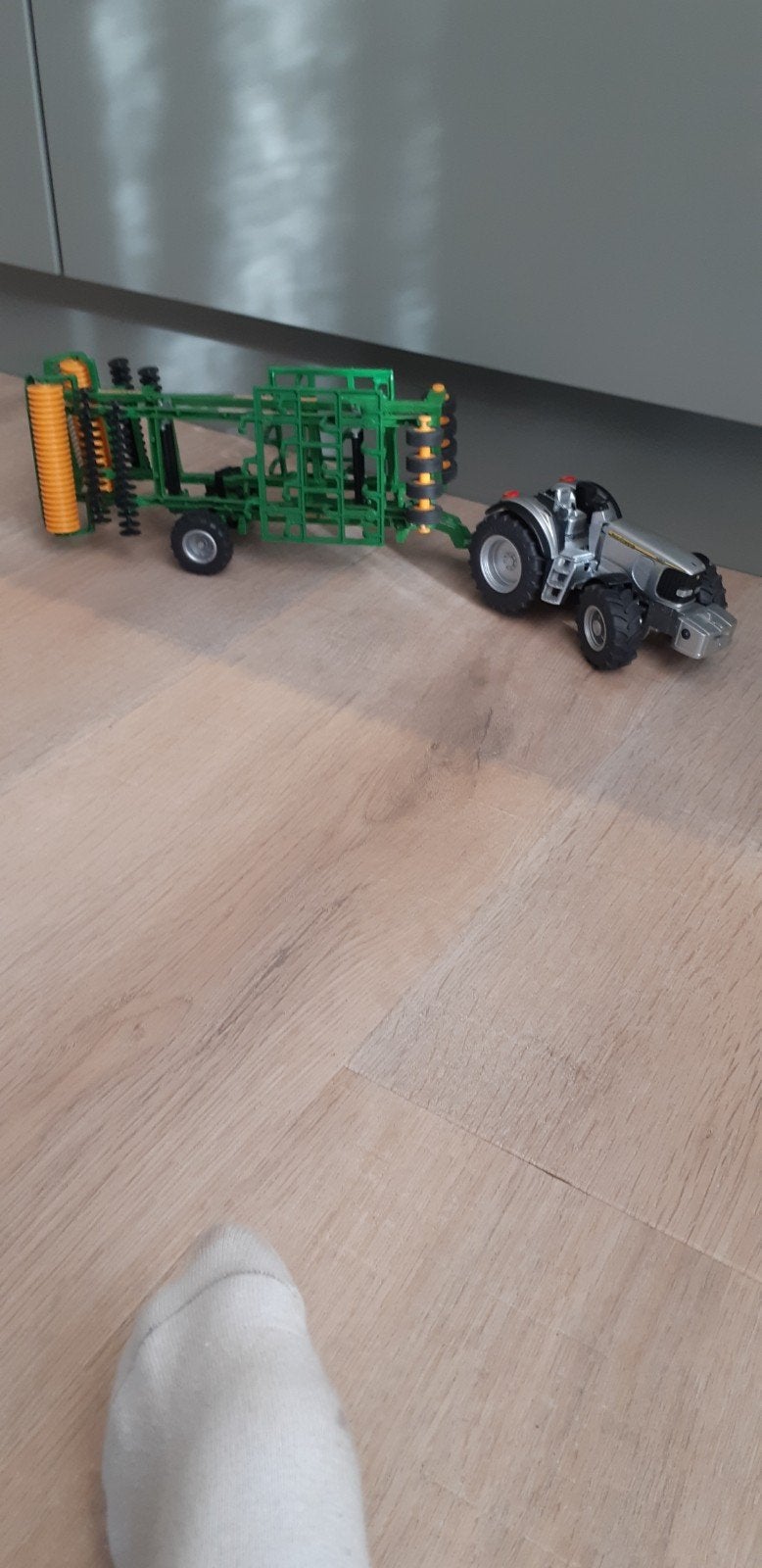 Siku Farmer John Deere met Amazone zaaimachine, Ophalen of Verzenden, Gebruikt