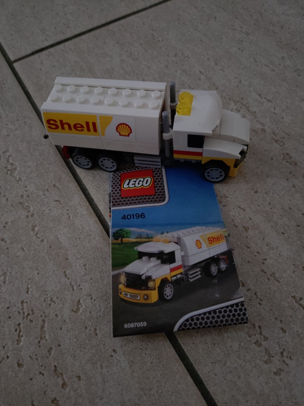 LEGO Shell Tankwagen 40196 met instructies, Ophalen of Verzenden, Zo goed als nieuw