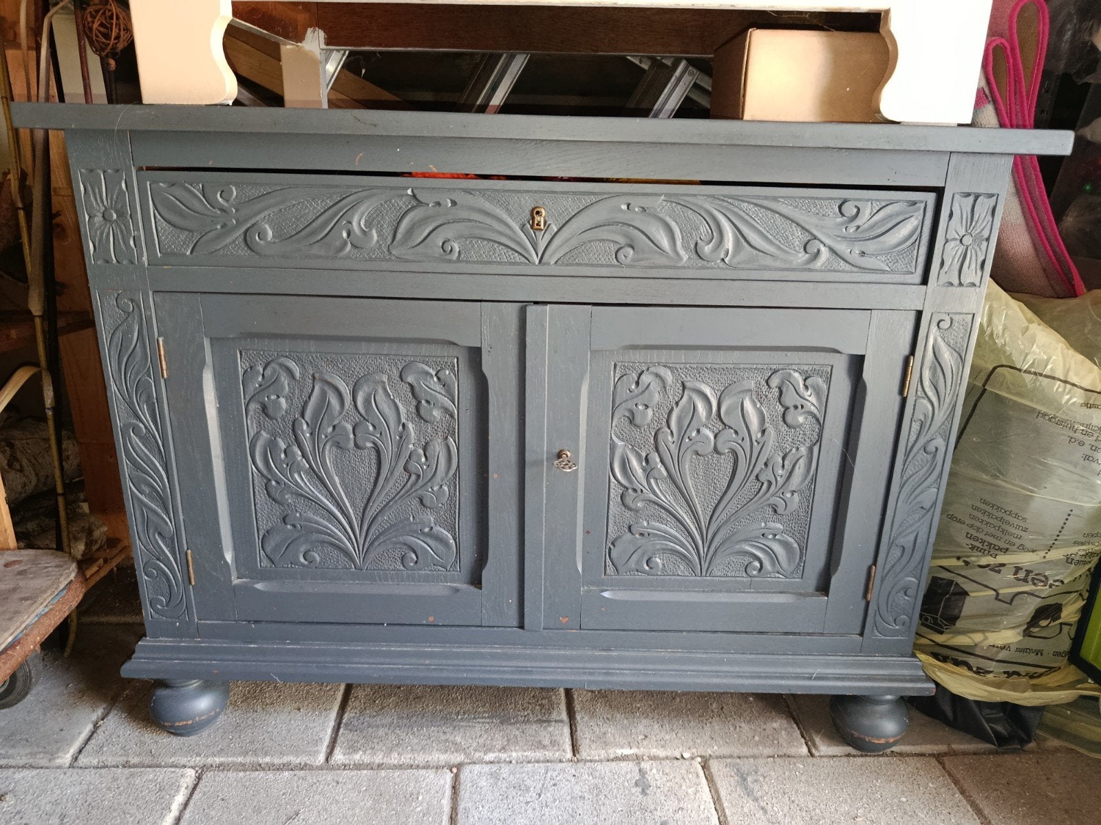 mooie oude handgemaakte kast., Ophalen