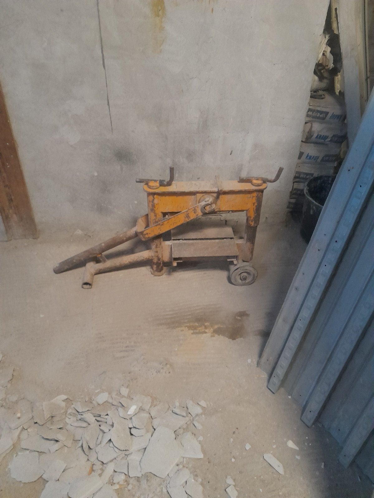 Stenenknipper - Handig gereedschap voor bestrating, Ophalen, Gebruikt