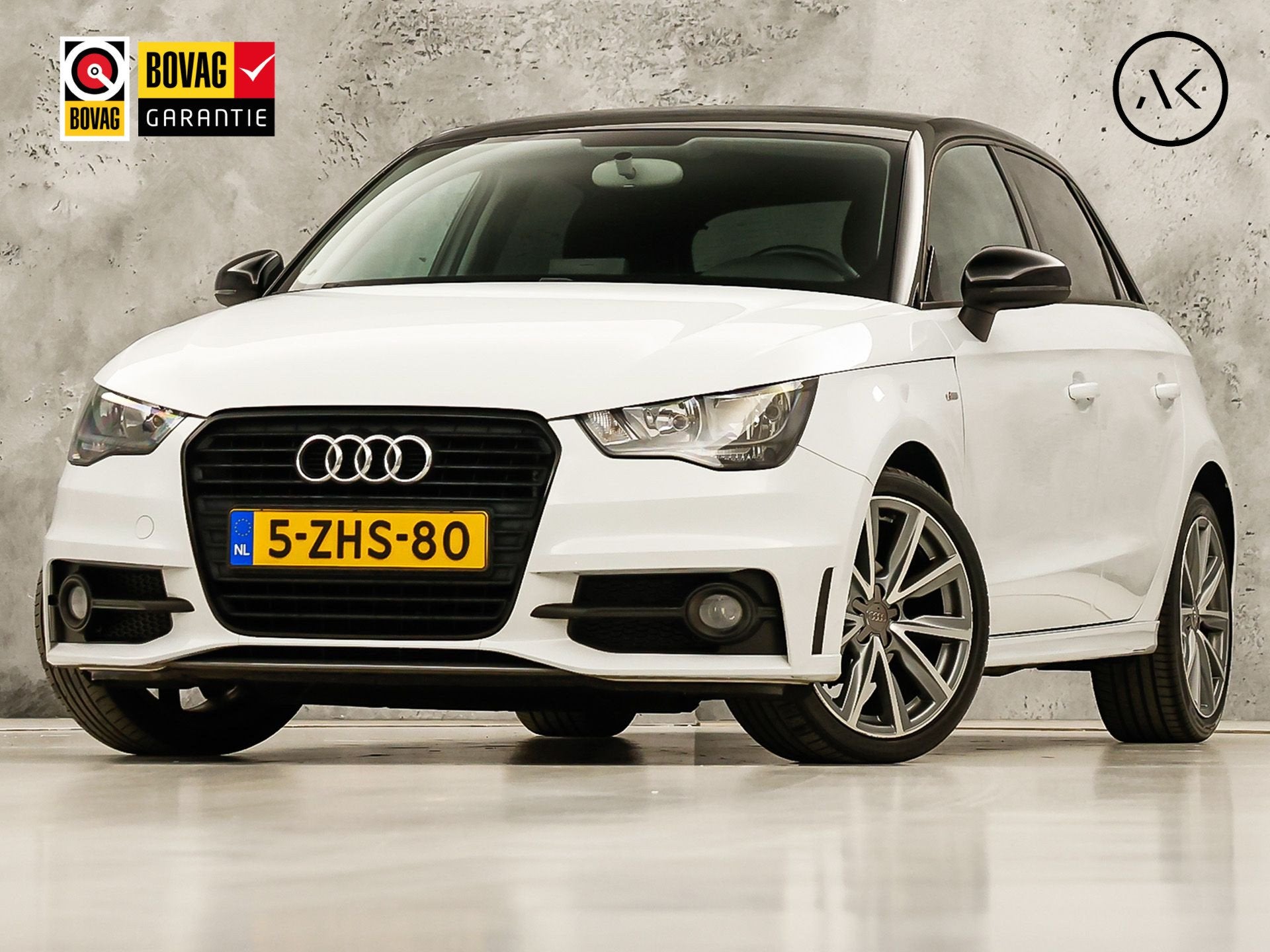Audi A1 Sportback 1.2 TFSI S-Line Sport (NAVIGATIE, 5 DEURS,, Auto's, Voorwielaandrijving, Zwart, 4 cilinders, Wit