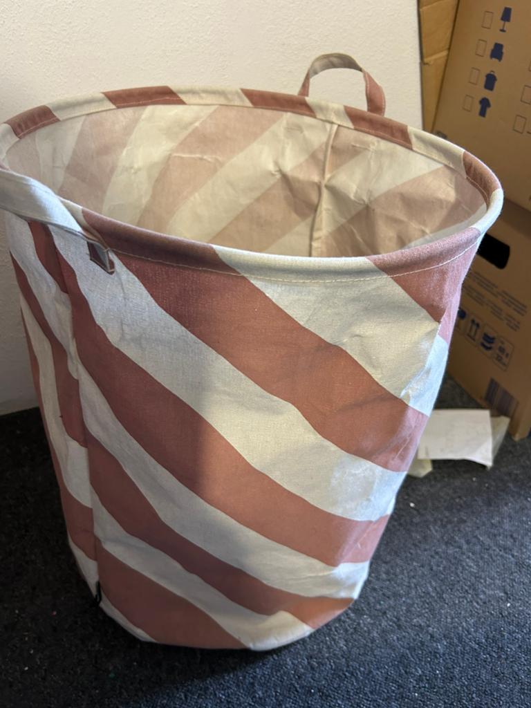 Gestreepte oud roze wasmand/opbergmand, Ophalen, Gebruikt, Roze, Textiel