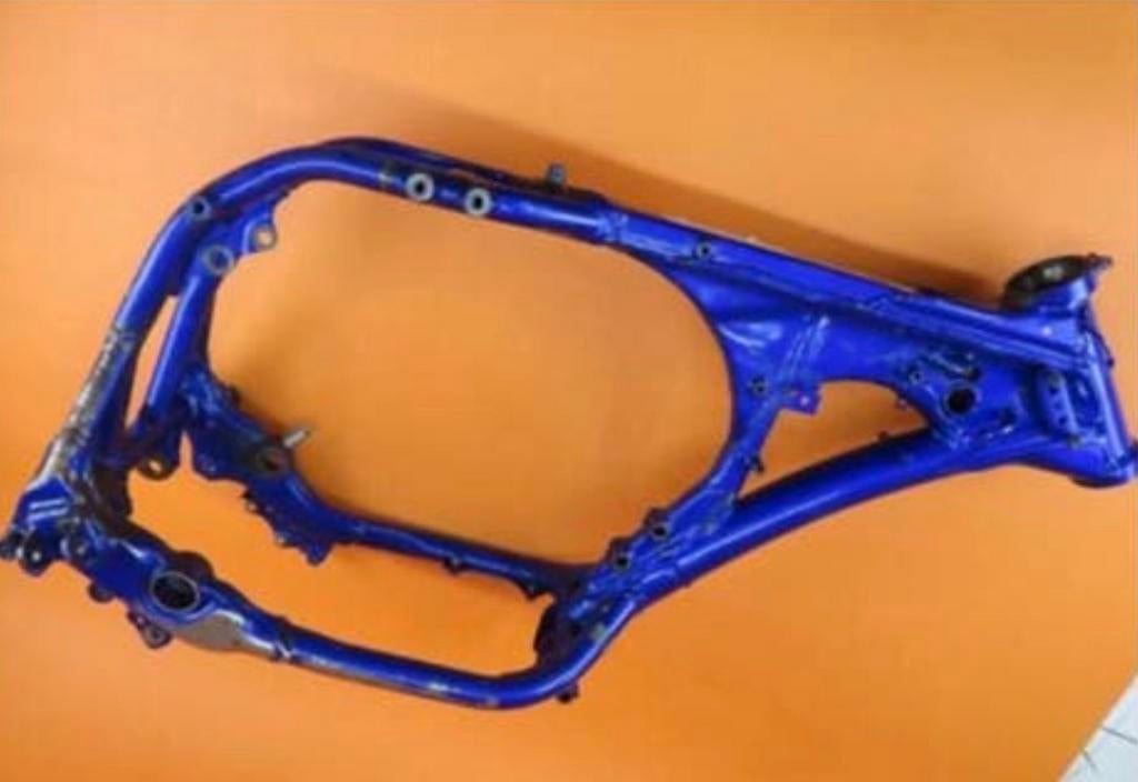 Gezocht: Frame Yamaha WR450 F 2005/2006 met kenteken, Motoren, Ophalen of Verzenden, Gebruikt