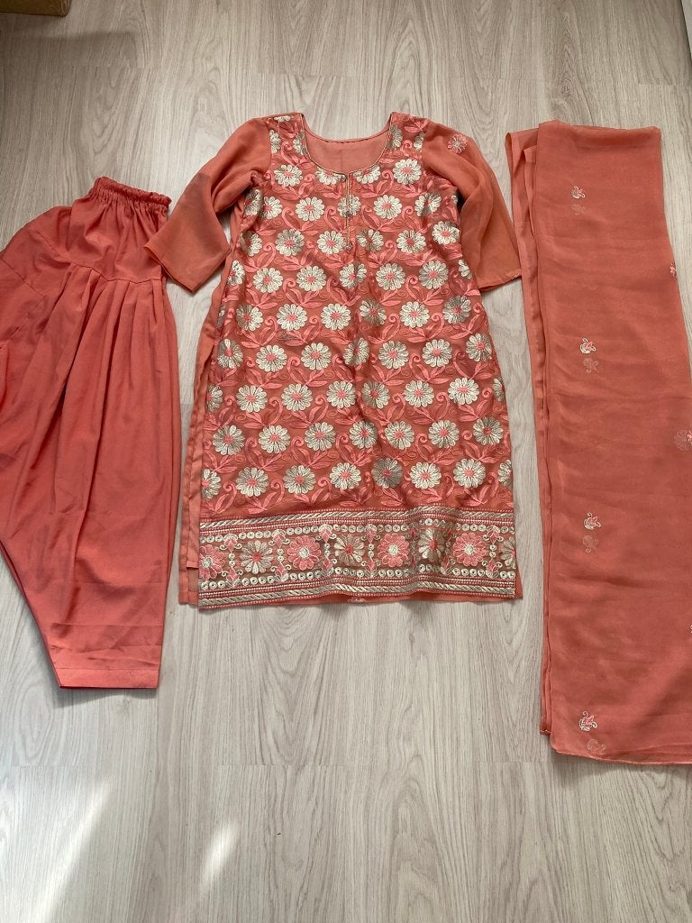 Indiase/ Pakistaanse/ Bollywood kleding, M, Maat 38/40 (M), Overige typen, Nieuw, Ophalen of Verzenden