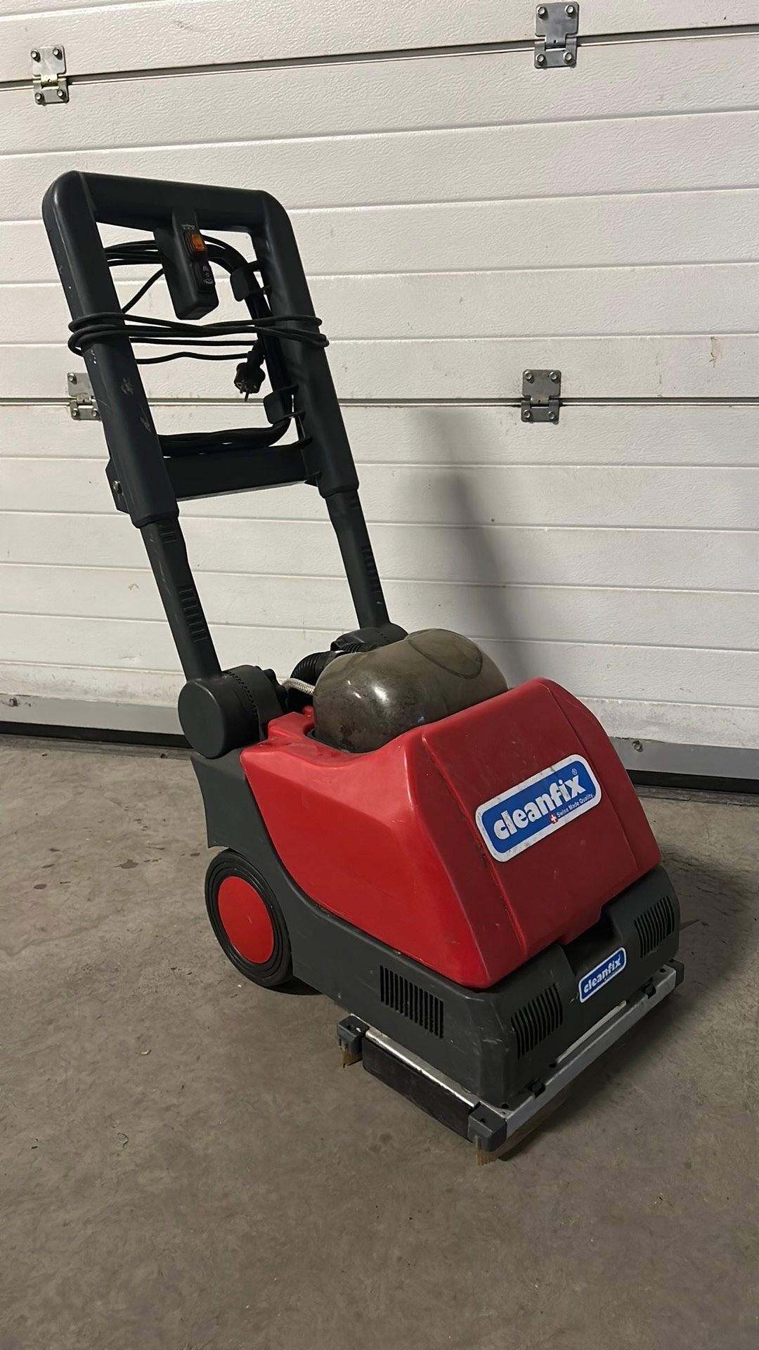 Cleanfix schrobmachine. RA300E., Doe-het-zelf en Verbouw, Reinigingsmachines, Ophalen, Gebruikt, Schrobmachine