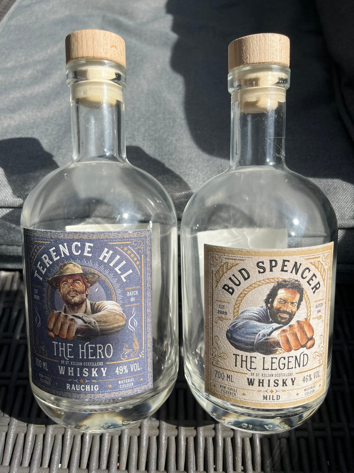 Bud Spencer & Terence Hill ( Legen ) Whisky Flessen, Alle leeftijden, Ophalen of Verzenden, Gebruikt, Komedie